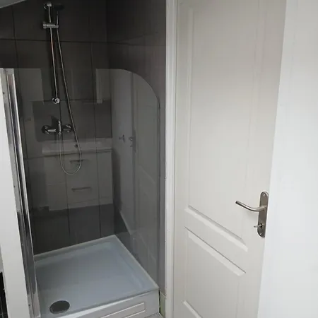 Appartement Confortable 3 Pieces Pierrefitte-sur-Seine Exterior foto